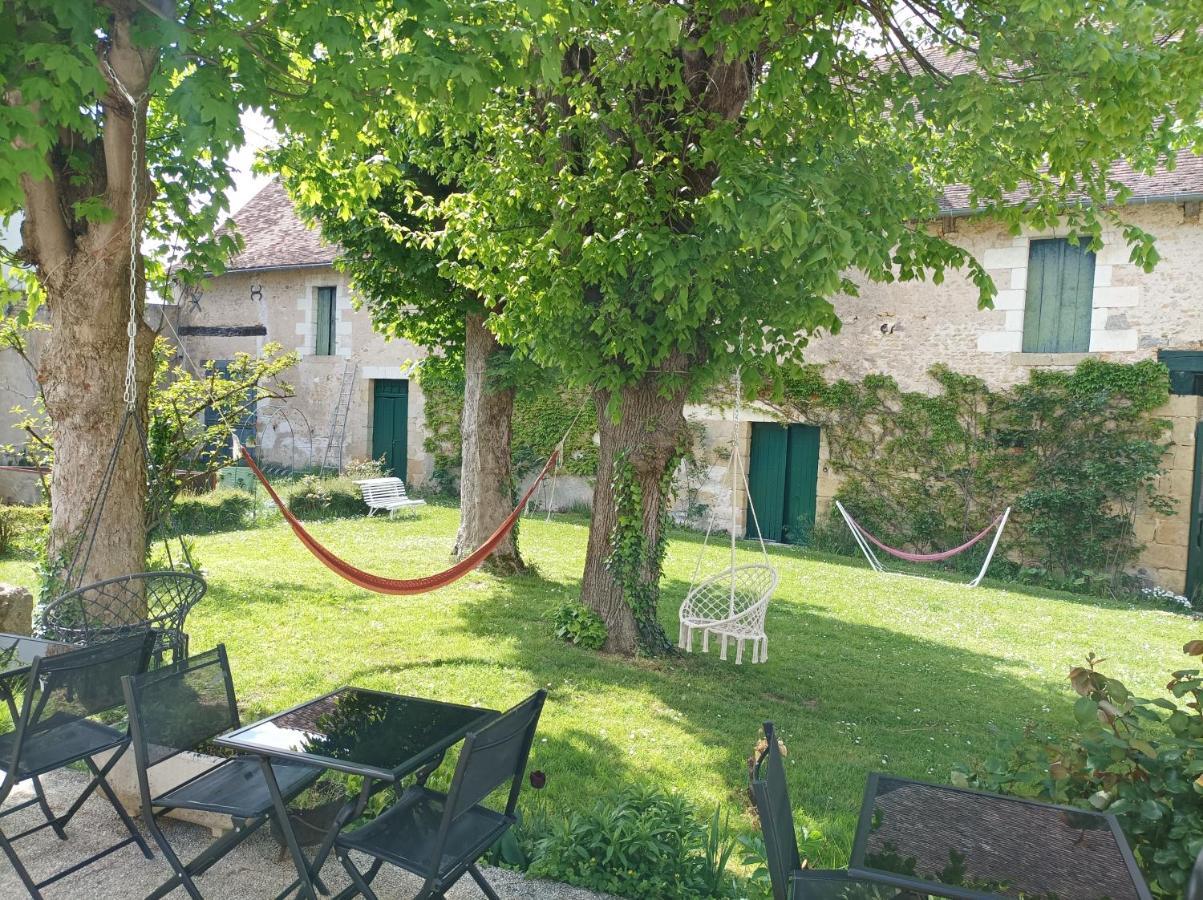Le Relais Des Roses- Chambres D'Hotes Vatan Esterno foto