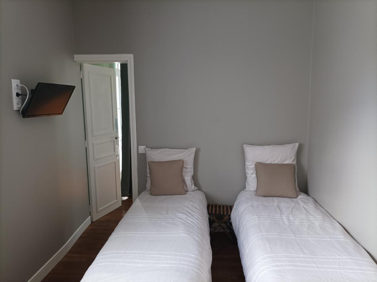 Le Relais Des Roses- Chambres D'Hotes Vatan Esterno foto